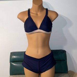 ☀️NWOT Lululemon 2 piece Glam swimsuit bikini